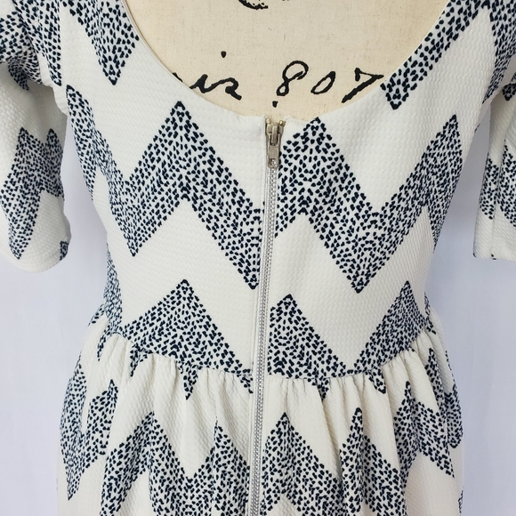 Jodi Kristopher dress with zipper, large - Picture 9 of 16